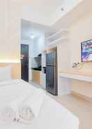 BEDROOM Cozy and Good Deal Studio Serpong Garden Apartment By Travelio