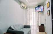 Ruang untuk Umum 3 Cozy Stay and Warm 2BR Belmont Residence Puri Apartment By Travelio