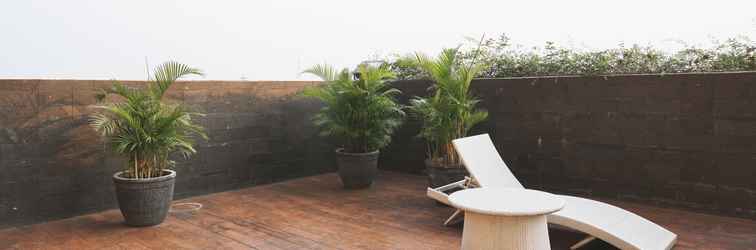 Sảnh chờ Cozy Stay and Warm 2BR Belmont Residence Puri Apartment By Travelio