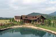 Luar Bangunan Pine Village CNX