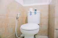 In-room Bathroom Restful and Best Deal 2BR Green Pramuka City Apartment By Travelio