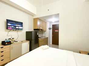 Bilik Tidur 4 Serene Designed and Tidy Studio Transpark Juanda Bekasi Timur Apartment By Travelio