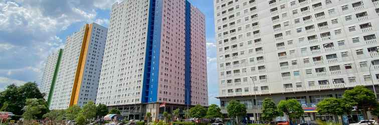 Lobi Comfort and Homey 2BR Green Pramuka City Apartment By Travelio