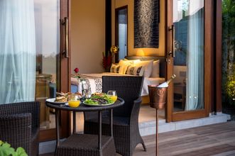 Others 4 Suga Estate