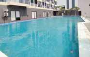 Kolam Renang 5 Apartemen JKT Living Star By Bobo Stay