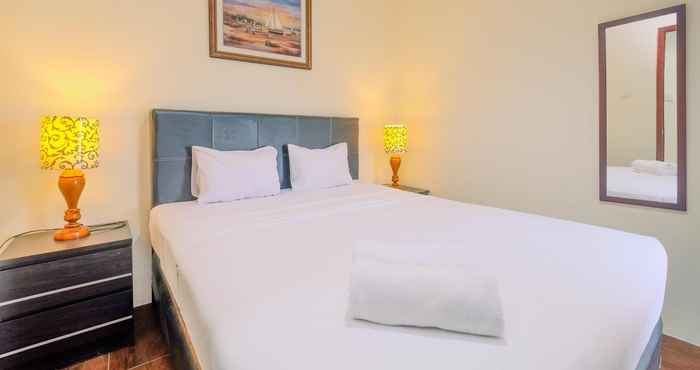 Kamar Tidur Comfort and Good Deal 2BR at Mangga Dua Apartment By Travelio