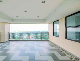 Bangunan 2 Relaxing and Good Deal 2BR Transpark Cibubur Apartment By Travelio