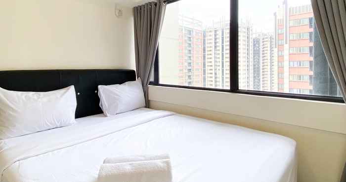 Kamar Tidur Comfort Stay and Tidy 2BR Meikarta Apartment By Travelio