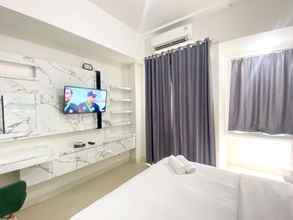 Bedroom 4 Nice and Minimalist Studio at Vasanta Innopark Apartment By Travelio