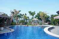 Swimming Pool Villa Suerte