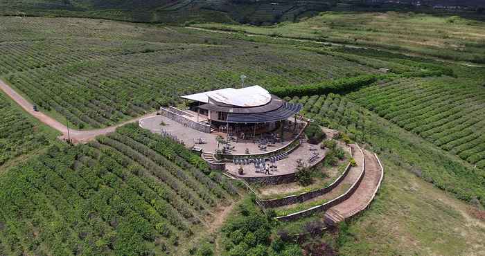 Lobby Malino Highlands Resort