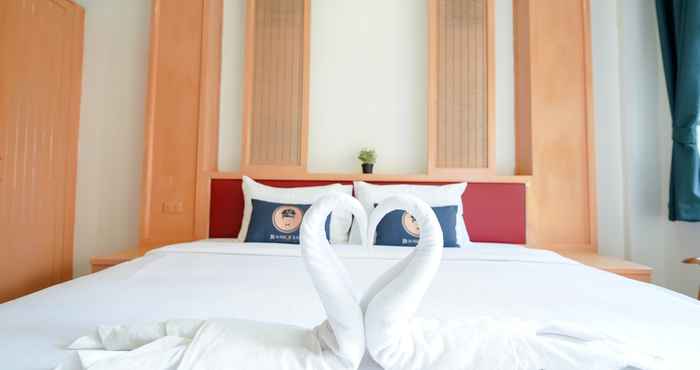Bedroom RoomQuest Hotel Pratunam