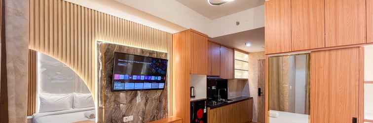 Lobby Nice and Comfortable Studio Apartment at Delft Ciputra Makassar By Travelio