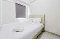 Kamar Tidur Homey and Good 2BR at Parkland Avenue Apartment By Travelio