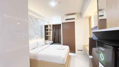 Bilik Tidur 4 Good Choice and Comfy Studio at Delft Ciputra Makassar Apartment By Travelio