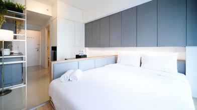 Bedroom 4 Homey and Enjoy Studio at Orchard Supermall Mansion Apartment By Travelio