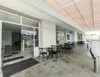 Lobi 2 Comfy and Strategic Studio at Skyland City Jatinangor Apartment By Travelio