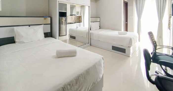 Kamar Tidur Comfy and Strategic Studio at Skyland City Jatinangor Apartment By Travelio