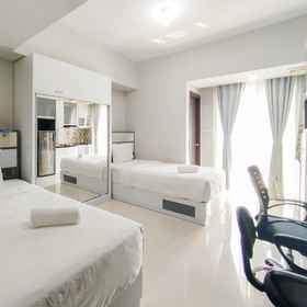 Bedroom 1 Comfy and Strategic Studio at Skyland City Jatinangor Apartment By Travelio, Areon Trans BRI Cikeruh (Ciseke) Jatinangor Hotels