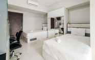 ห้องนอน 4 Comfy and Strategic Studio at Skyland City Jatinangor Apartment By Travelio