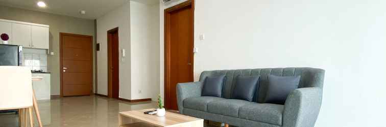 ล็อบบี้ Comfortable and New Furnished 2BR Green Bay Condominium Apartment By Travelio