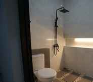 Toilet Kamar 4 Bilby Villa