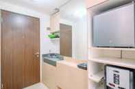 Ruang untuk Umum Homey and Good Deal Studio at Transpark Cibubur Apartment near Mall By Travelio