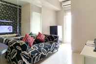 Lobby Homey and Warm Living 2BR at Springlake Summarecon Bekasi Apartment By Travelio