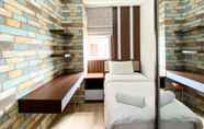 Bilik Tidur 2 Modern and Great Choice 2BR at Transpark Juanda Bekasi Timur Apartment By Travelio