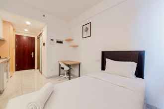 Kamar Tidur 4 Relaxing and Nice Studio at Sky House Alam Sutera Apartment By Travelio