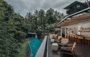 Bar, Kafe, dan Lounge 2 The Ning Resort Ubud