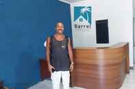 Others Barrel Homestay