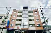 ภายนอกอาคาร OYO 1045 Rayjan Apartelle