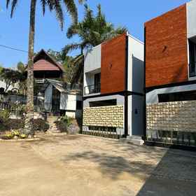 Lobby 1 Ophelia Villas Batu Malang, Lapangan LEMJIANTEK ARHANUD Hotels