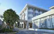 Luar Bangunan 2 The Navy House Hotel