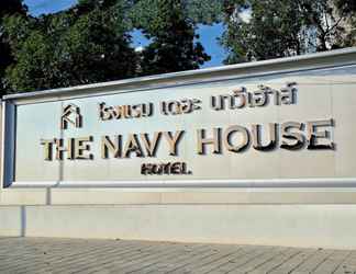 ภายนอกอาคาร 2 The Navy House Hotel