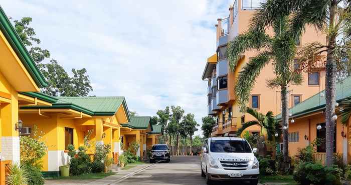 Exterior RedDoorz @ Farm Side Hotel Laoag City