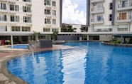 สระว่ายน้ำ 7 Cozy and Good Deal Studio Casa De Parco Apartment By Travelio