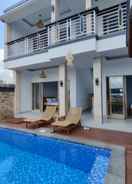 SWIMMING_POOL Villa Aditya