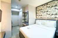 Bedroom Comfy and Good Studio at Grand Kamala Lagoon Apartment By Travelio