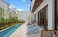 Swimming Pool 7 Roselle Villa by Hombali