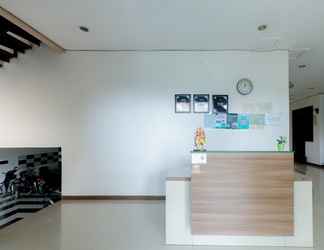 Lobby 2 Urbanview Blessing Residence Surabaya