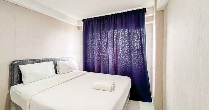 Bedroom Nice and Minimalist 2BR Apartment at Royal Makassar By Travelio