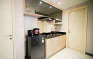 Ruang untuk Umum 5 Comfort Living and Clean 2BR at Anderson Supermall Mansion Apartment By Travelio