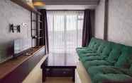 Ruang untuk Umum 4 Cozy Industrial Designed 2BR Apartment at Gateway Pasteur By Travelio