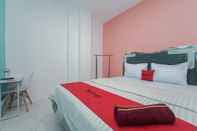 Bedroom RedDoorz Syariah @ MN One Cempaka Putih