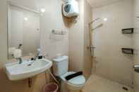 In-room Bathroom Nice and Best Deal 2BR Apartment at Parahyangan Residence By Travelio