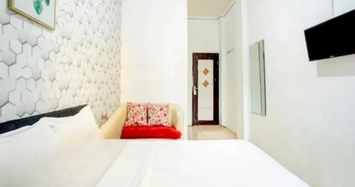 Kamar Tidur RedDoorz near Plaza Araya Malang