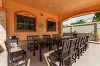 Functional Hall Orange House Pool Villa Pattaya