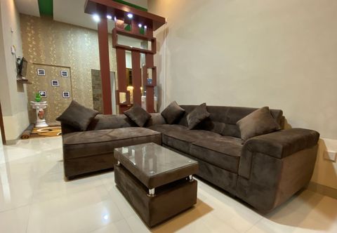 大堂 Karangmojo Village Homestay Jogja